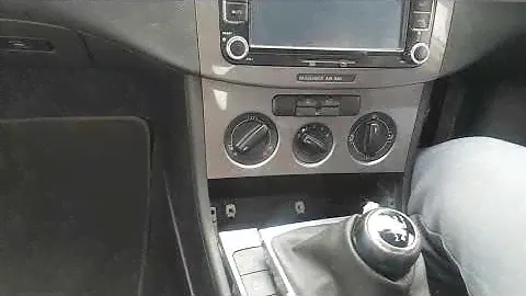 Vw passat b6 how to upgrade 12v socket to USB pt1