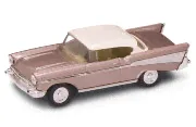 Модель автомобиля Volkswagen New Beetle, 1:43, Cararama [143BD-02g]