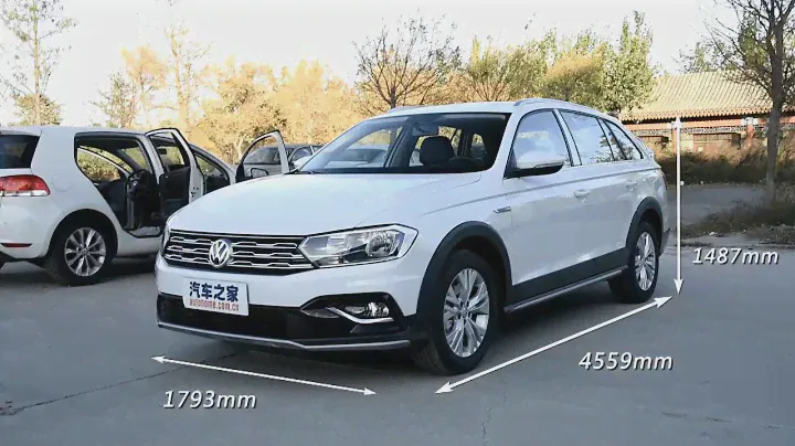 2017 Volkswagen Bora C TREK 230TSI AT   Limited Review