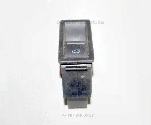 Кнопка открывания крышки багажника для Фольксваген Джетта 6 / Volkswagen Jetta 6