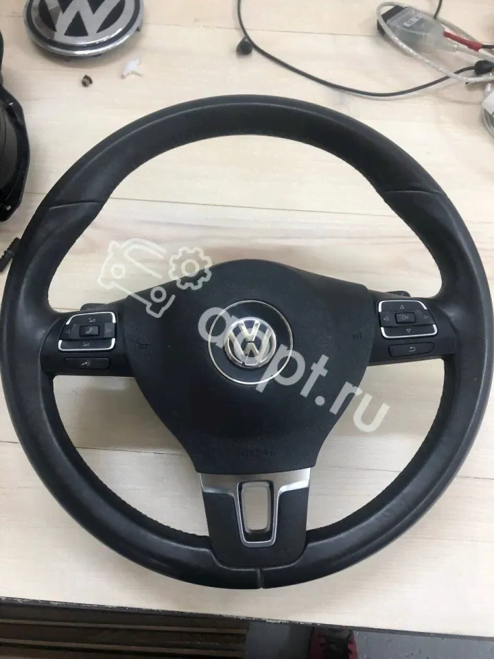 Мультируль с Air Bag и лепестками Volkswagen Passat CC, B6, B7, Alltrack, Golf V, VI, Eos-0