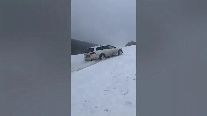 Volkswagen Passat alltrack B7  Offroad in snow