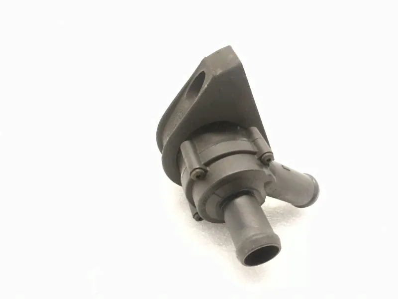 Помпа дополнительная Volkswagen Passat 2008 B6 3.2 AXZ 1K0965561 в Санкт-Петербурге-2