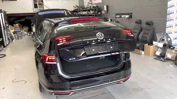 2021 Volkswagen Passat GTE retrofitted with OEM electric rearlid