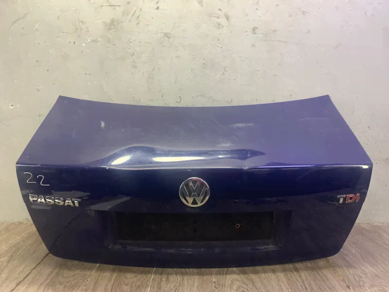 Крышка багажника Volkswagen Passat B5 2002 седан, Задн.-0